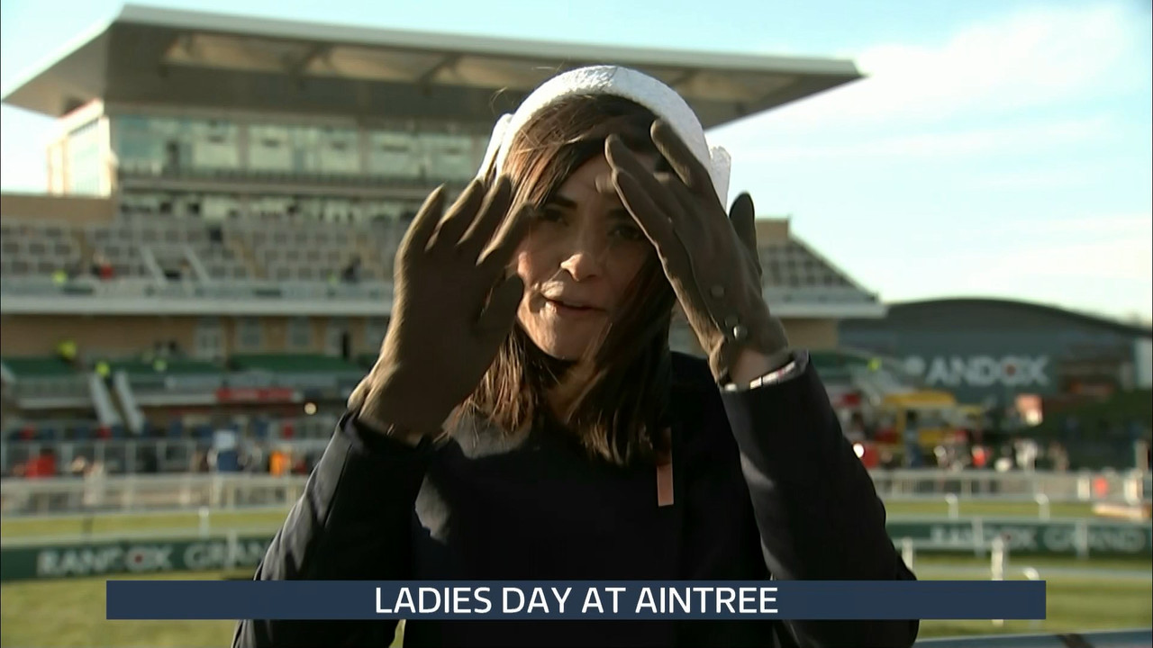 ITV Evening News_20220408_18301930.ts_snapshot_00.27.53.995