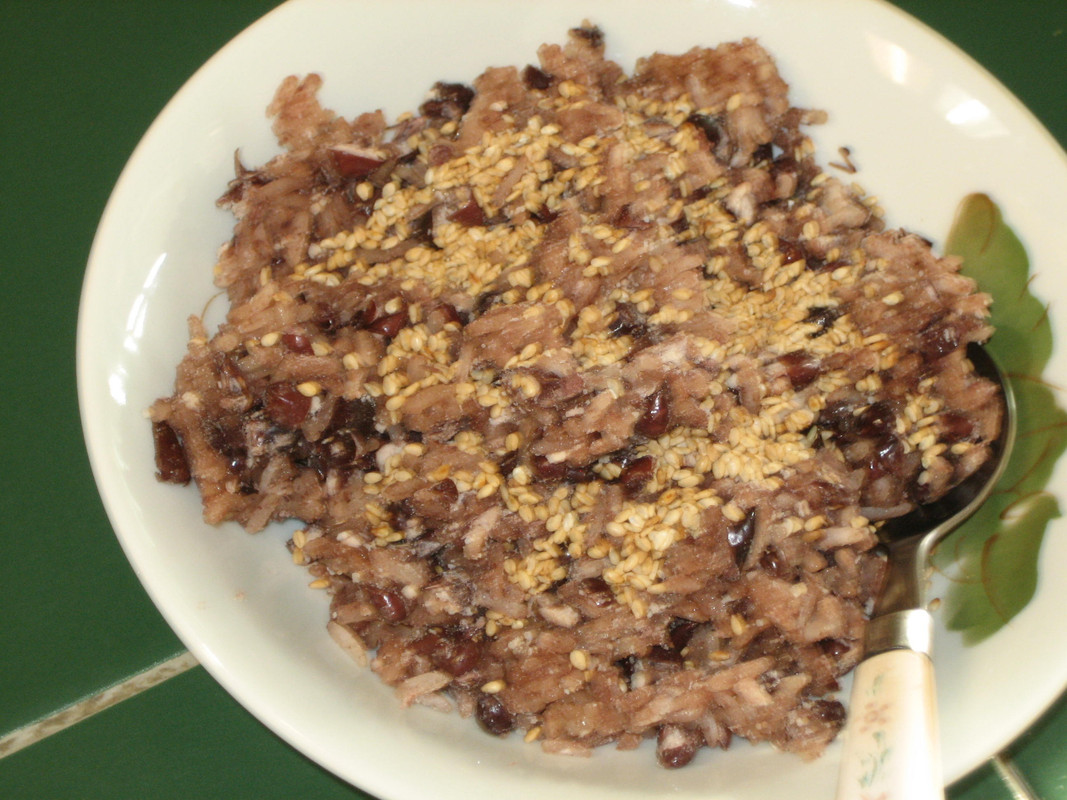 [Image: Xoi-red-beans-004.jpg]
