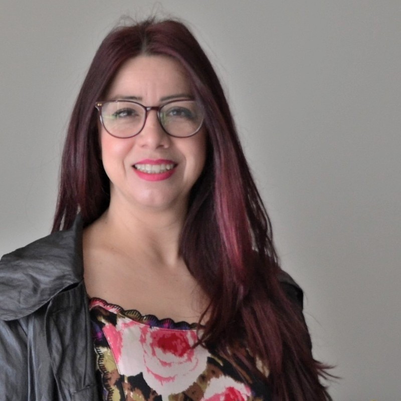 Dr. Mahnaz Borzooeian