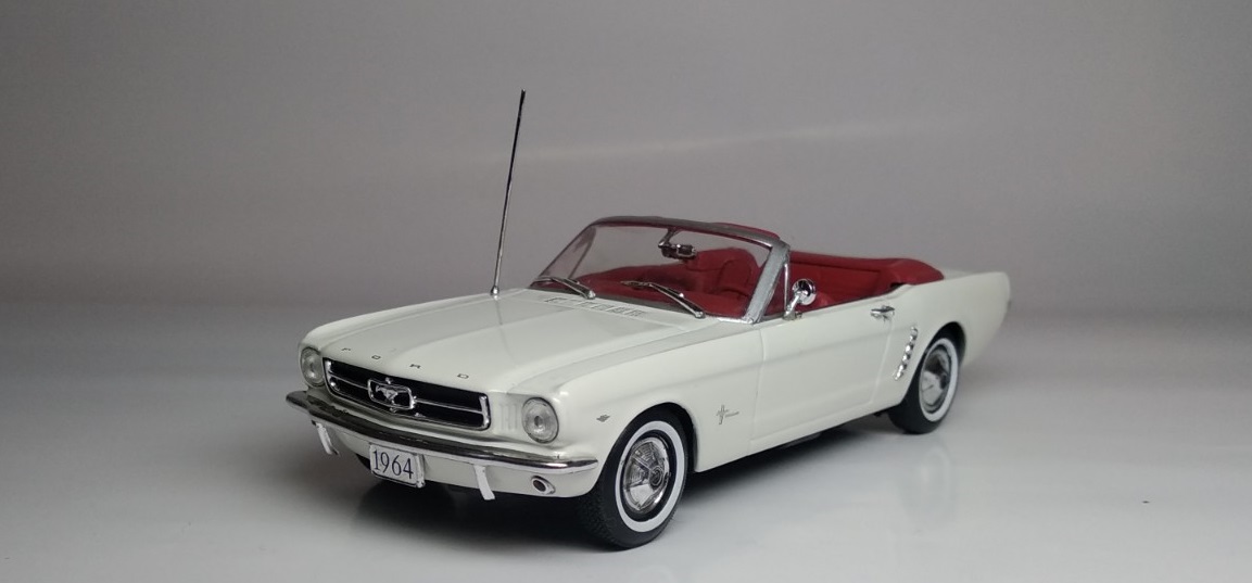 Ford Mustang Convertible 1964 (2)