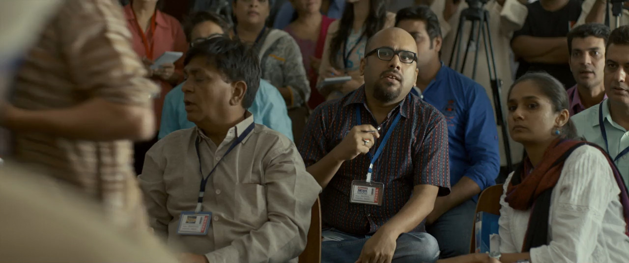 Talvar 2015 WebRip [Hindi] 480p 720p ESub Screenshot