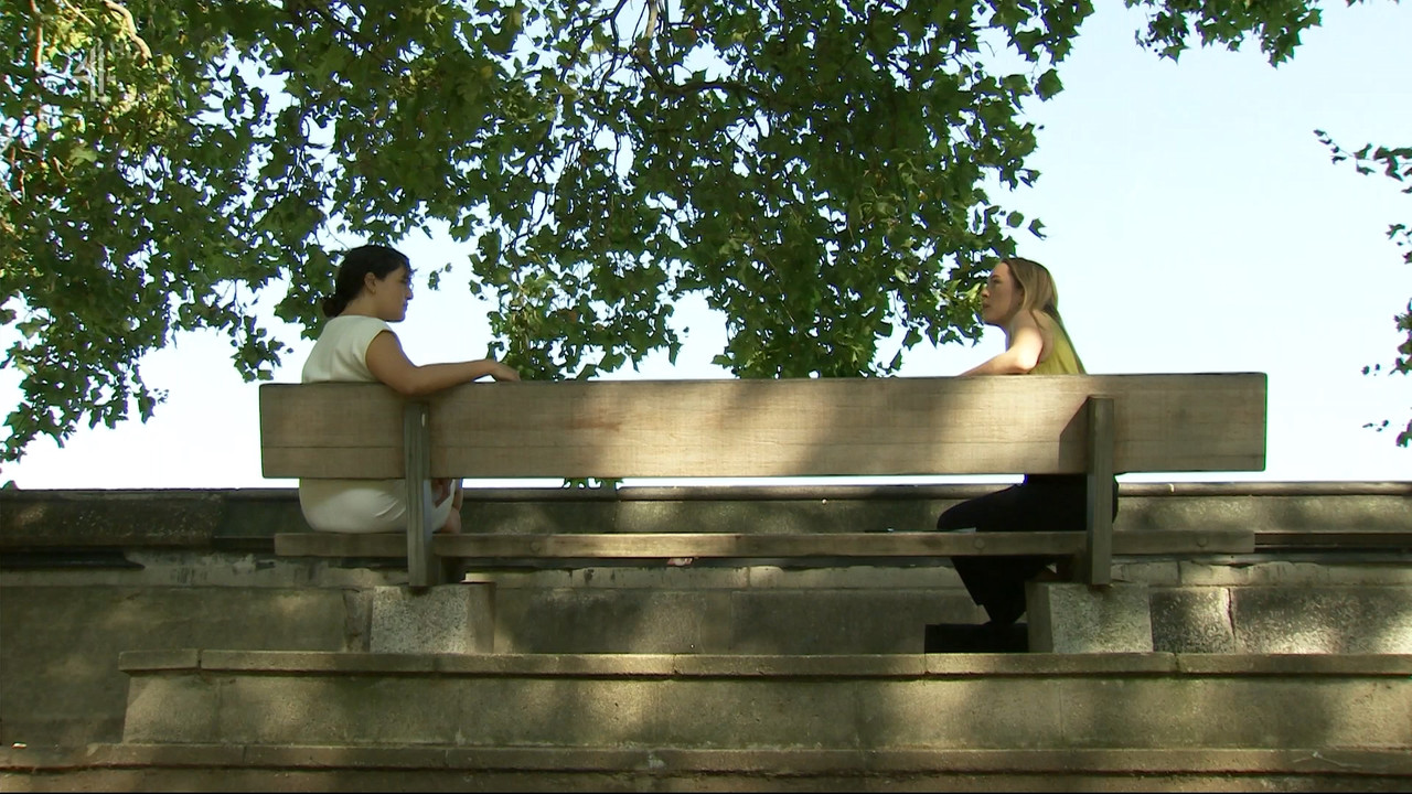 Channel 4 News_20210912_18001830.ts_snapshot_19.40.261