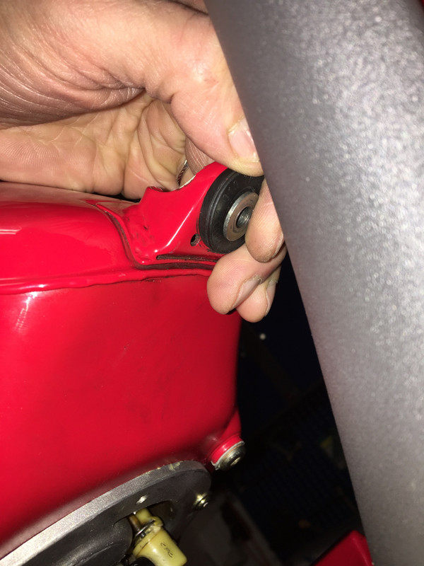 73324E84-DCBE-4591-BBF8-731A1A001400