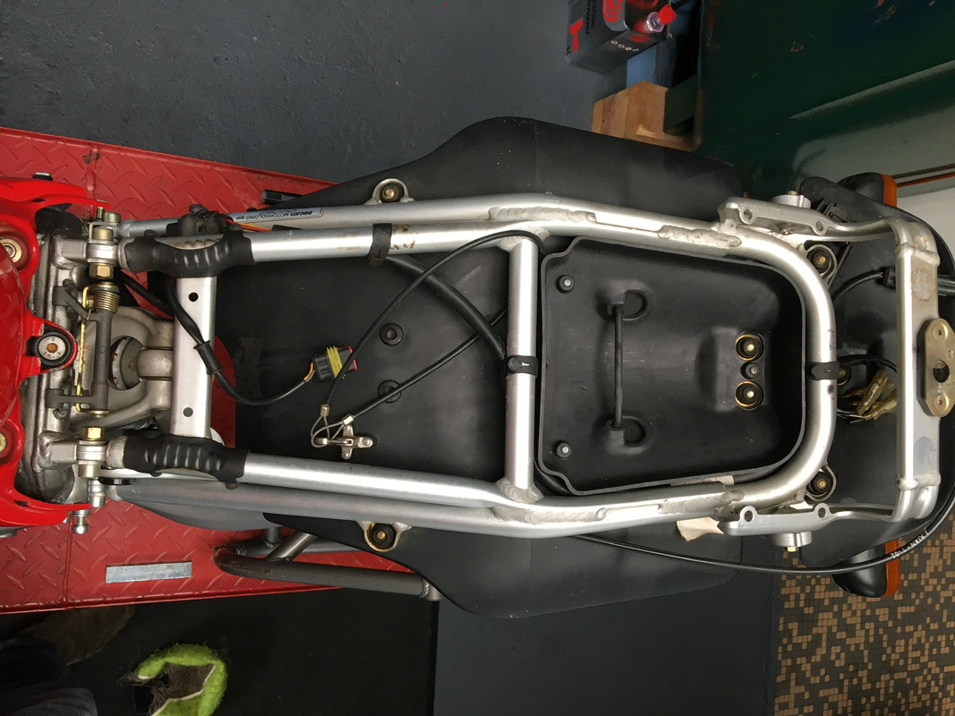 1A1A4DC0-CF49-4243-8057-798E8B470DB3