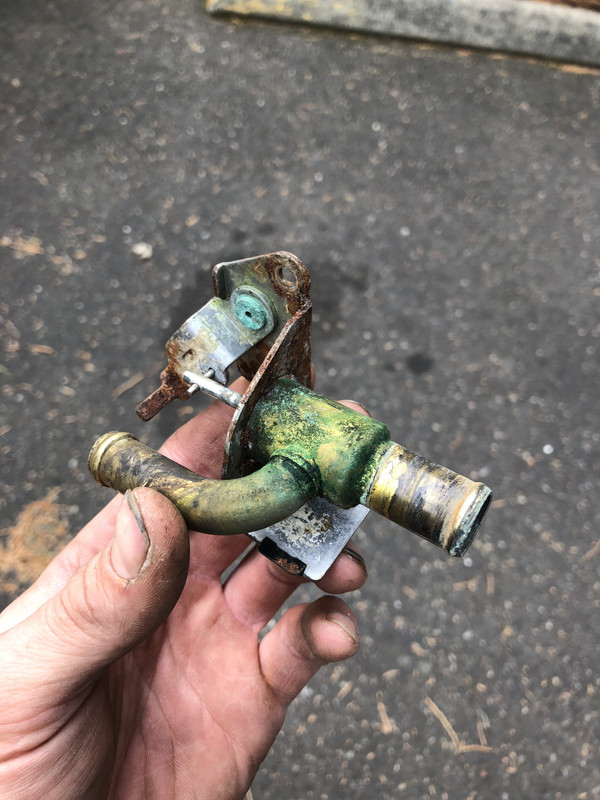 2F8C0272-E162-4F33-B29C-D635DE893943