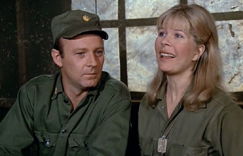 KOLCHAK-LARRY-LINVILLE-MASH-2-B-FOTOR.jpg