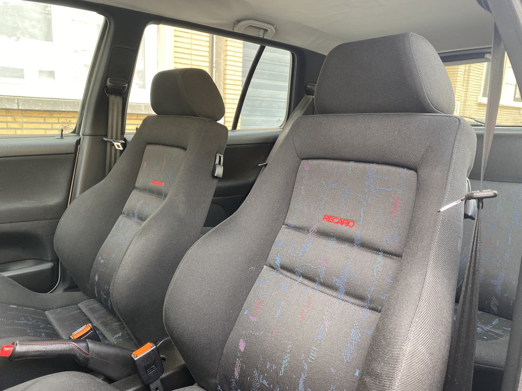 B553A80F-FC9C-4A0A-AB60-42AA5B0C1149