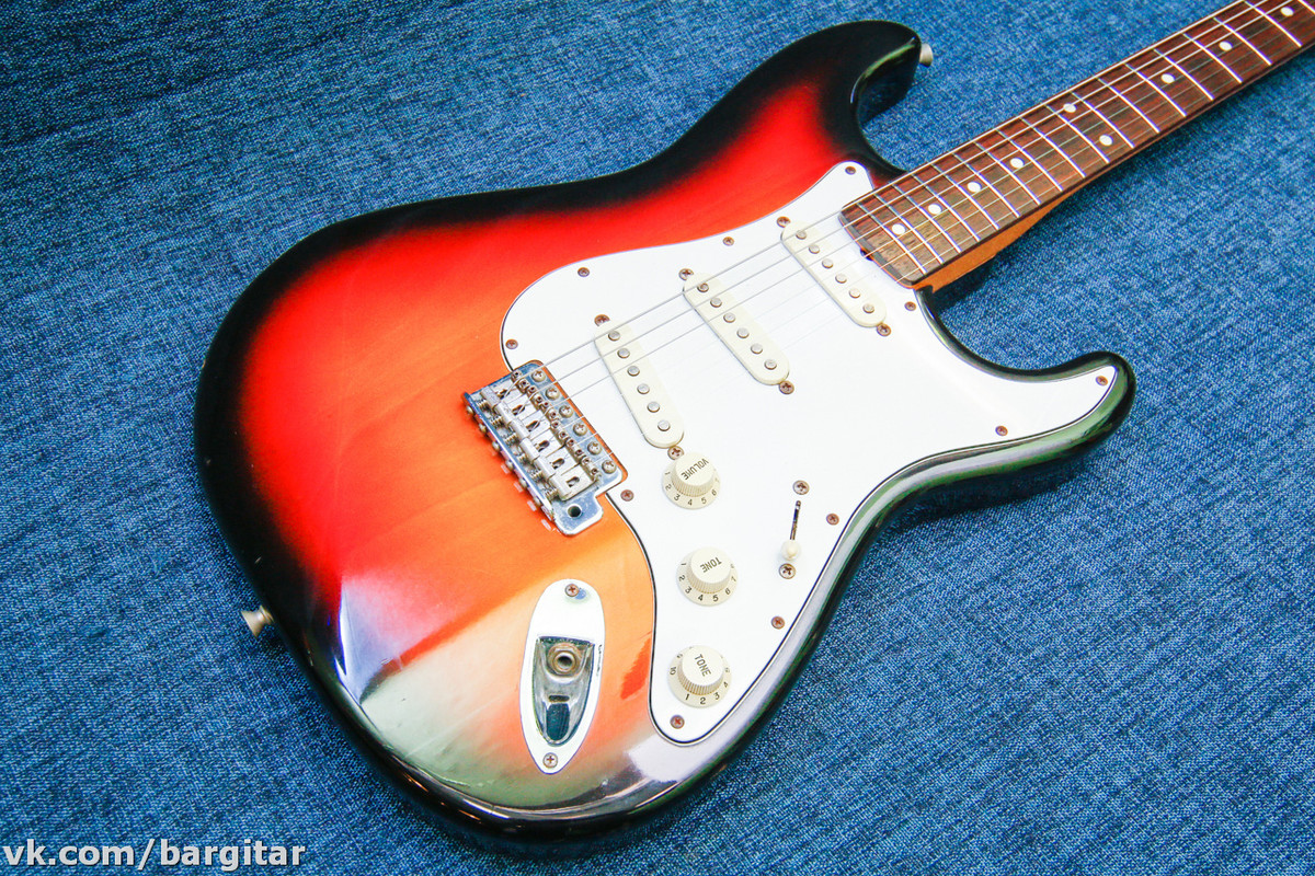 Гитара купить недорого бу. Fender st62 1988. Fender St 62 body. Электрогитара авито Москва. Продам гитару Ялана.