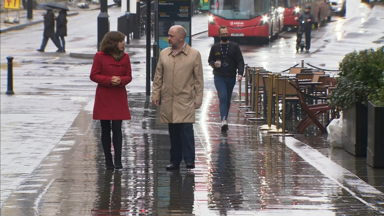 ITV News London_20211229_18401900.ts_snapshot_07.43.688