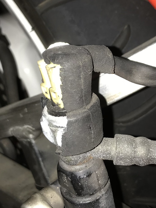 82312B97-32E4-4B0A-836F-55DE8C696D59