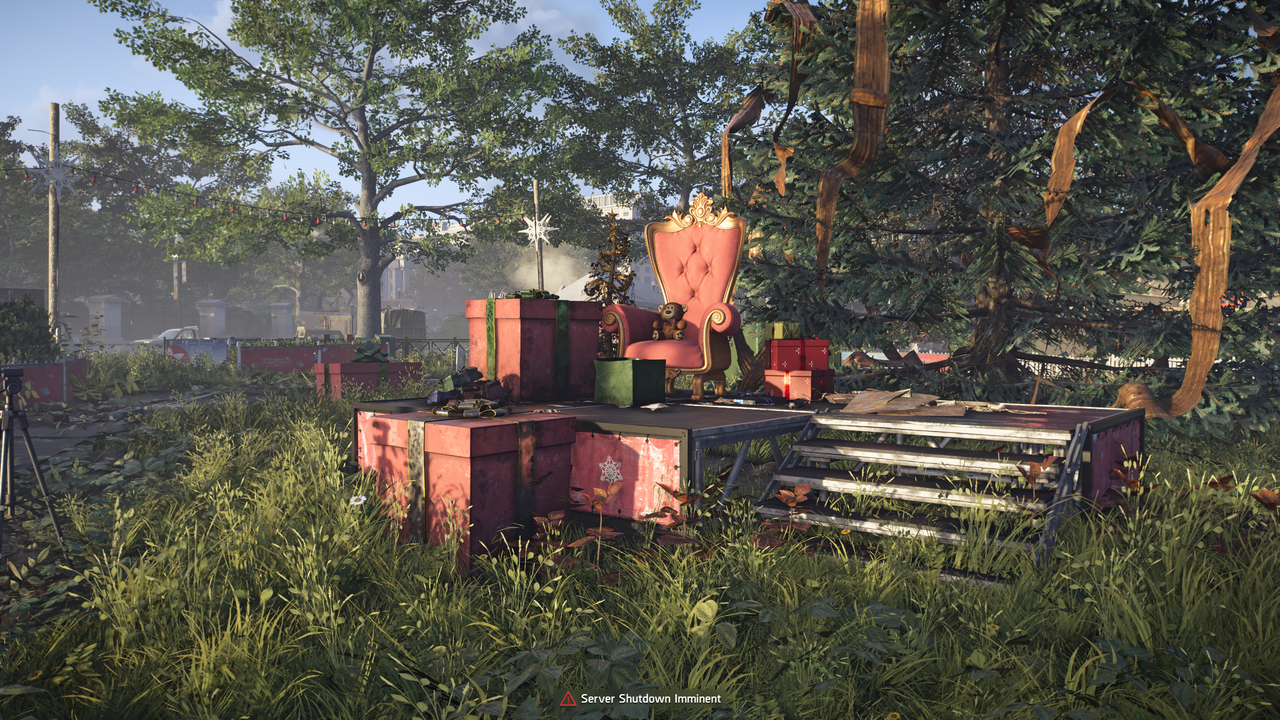 Present #5: the stage next to the Christmas tree