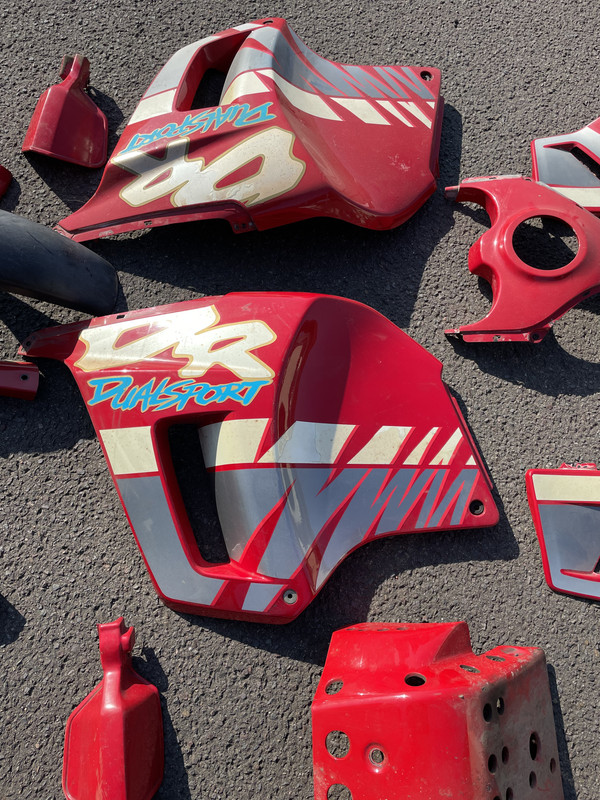 2A61CA20-2878-4188-B2A7-3077D37C15DD