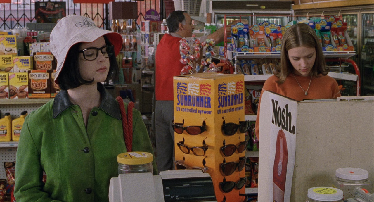 Ghost World 2001 Criterion (1080p x265 10bit Tig