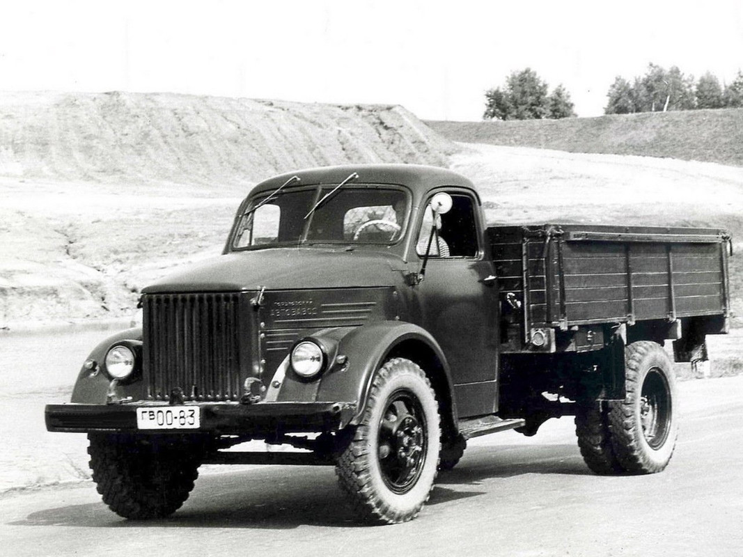 1360242912_truck-auto.info_gaz-51 (1)