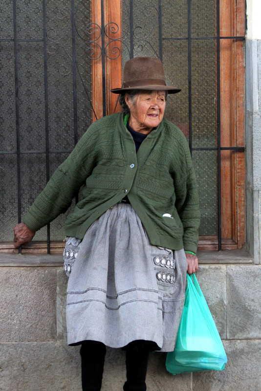 people-woman-in-green-jpg.jpg