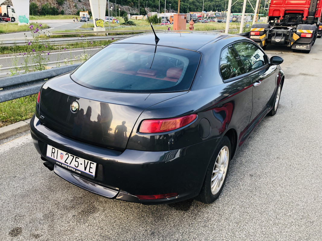 22A800FF-F3AD-4AB7-8F8B-95960A01AC0E