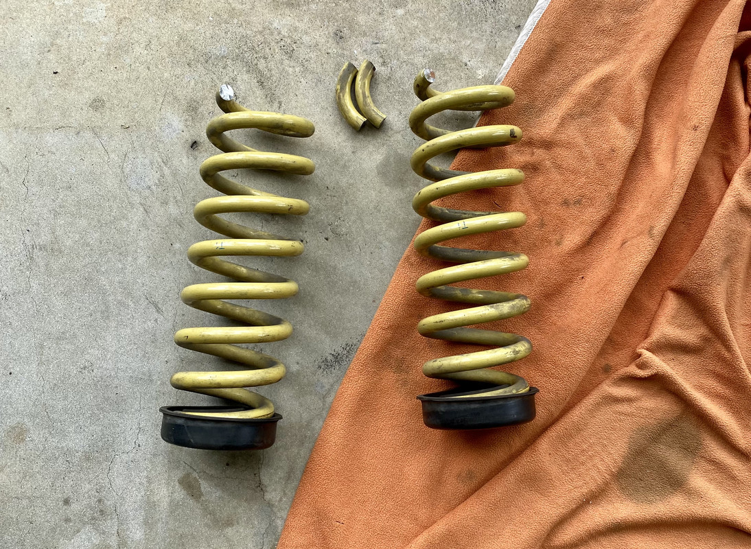 11B16E97-B3D1-4804-ABD1-557A9D9B4BDB