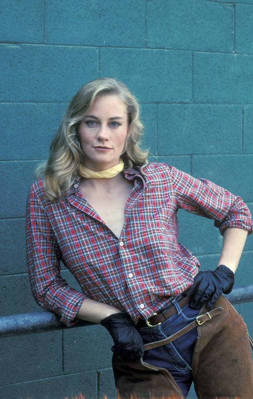 CybillShepherd_b18