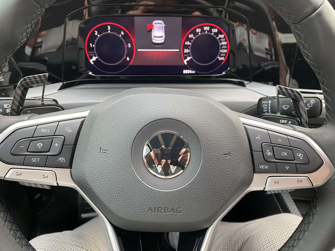 D59CACE3-3596-4EC0-9FE5-DC14024DEE0D