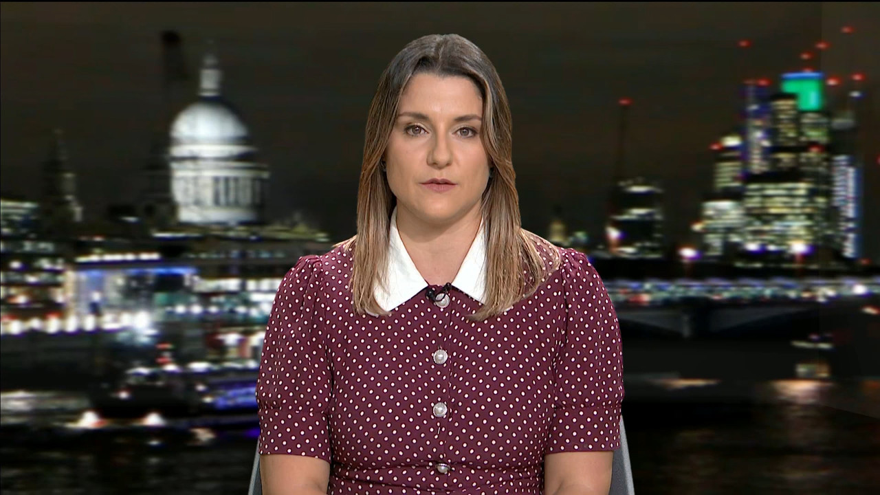 ITV News London_20231117_23002315.ts_snapshot_06.07.218