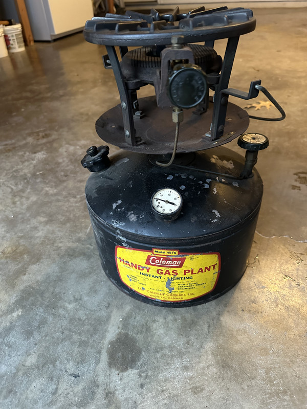 ED0AF742-2F4C-40E9-B8B8-A5C2BAC26DF5