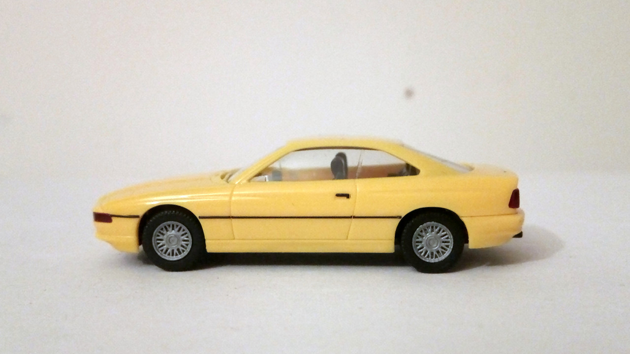 Mach (9116)