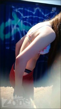[Image: Voyeur6595120915.jpg]