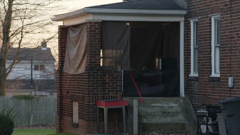 [Image: 9eot1n8kby1e.jpg]