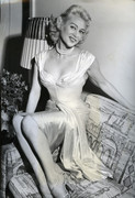 martine-carol-mb30