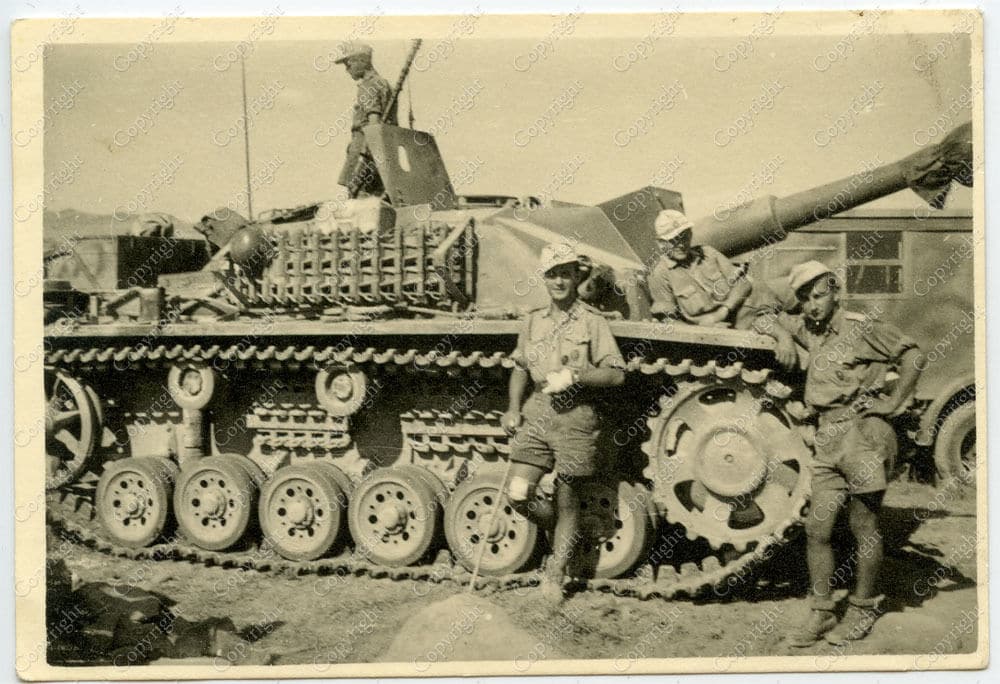 Foto - Sturmgeschütz  Stug Südfront  Afrika mit 