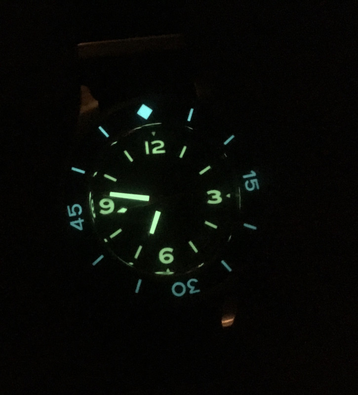 E5EFA1BC-C5DF-4555-8872-38AEEA834C7A