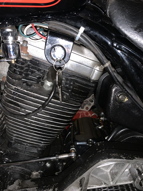 EBF6B4F1-1AA0-49AD-A021-9AF110DD2575