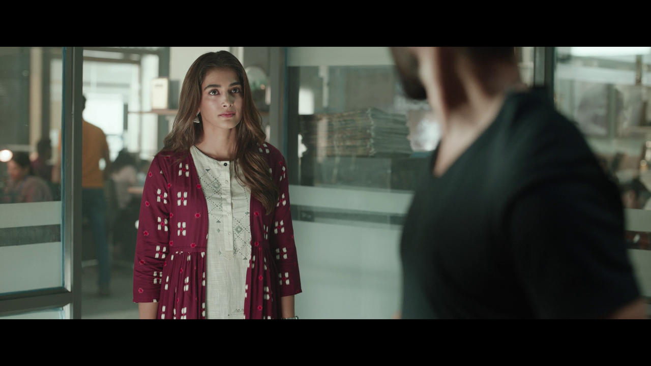 vlcsnap-2025-03-31-22h17m52s254