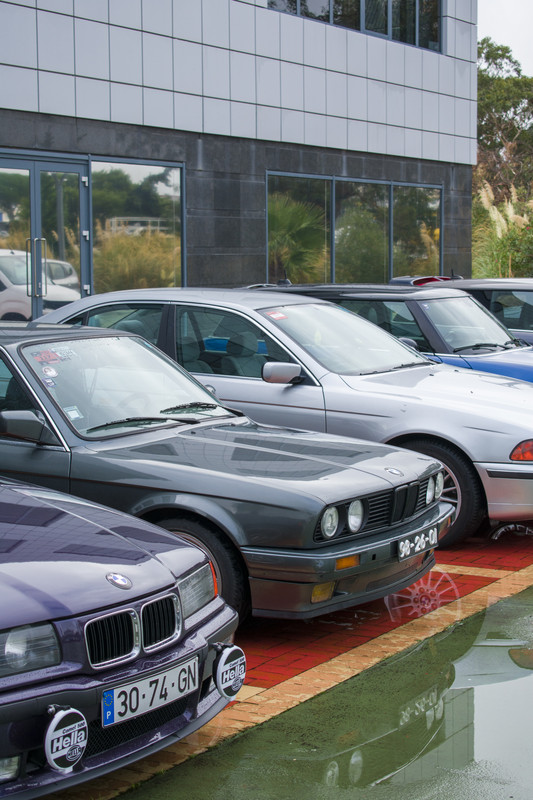 Honda Civic, Suzuki Swift GTI, BMW, Mini, Hyundai i20 N, Volkswagen Beetle e Mazda MX-5 presentes no encontro