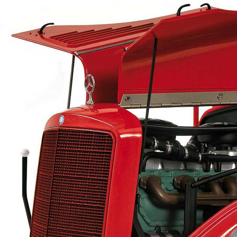 1:18 Minichamps Mercedes-Benz L6600 Areal Ladder DL30
