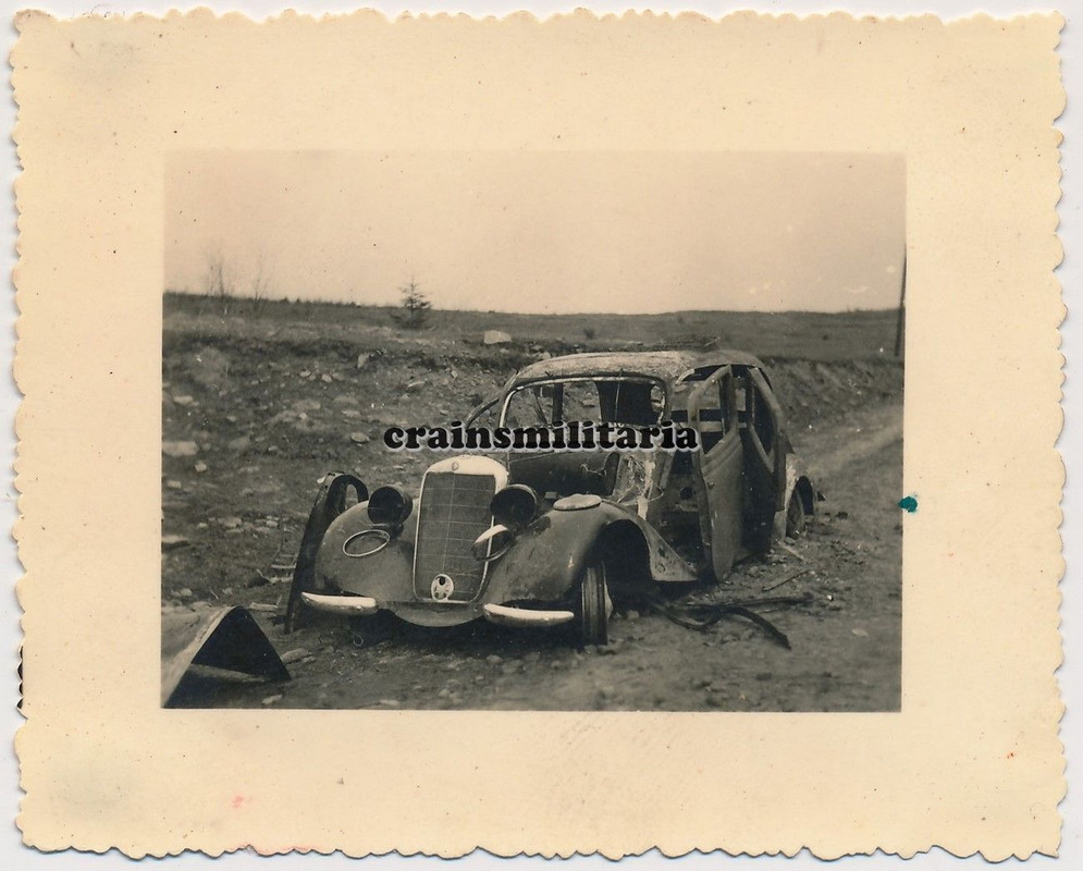 Orig. Foto Polizei Pol.Btl.51 zerstörte Pkw Banden Kampf b. KIEL