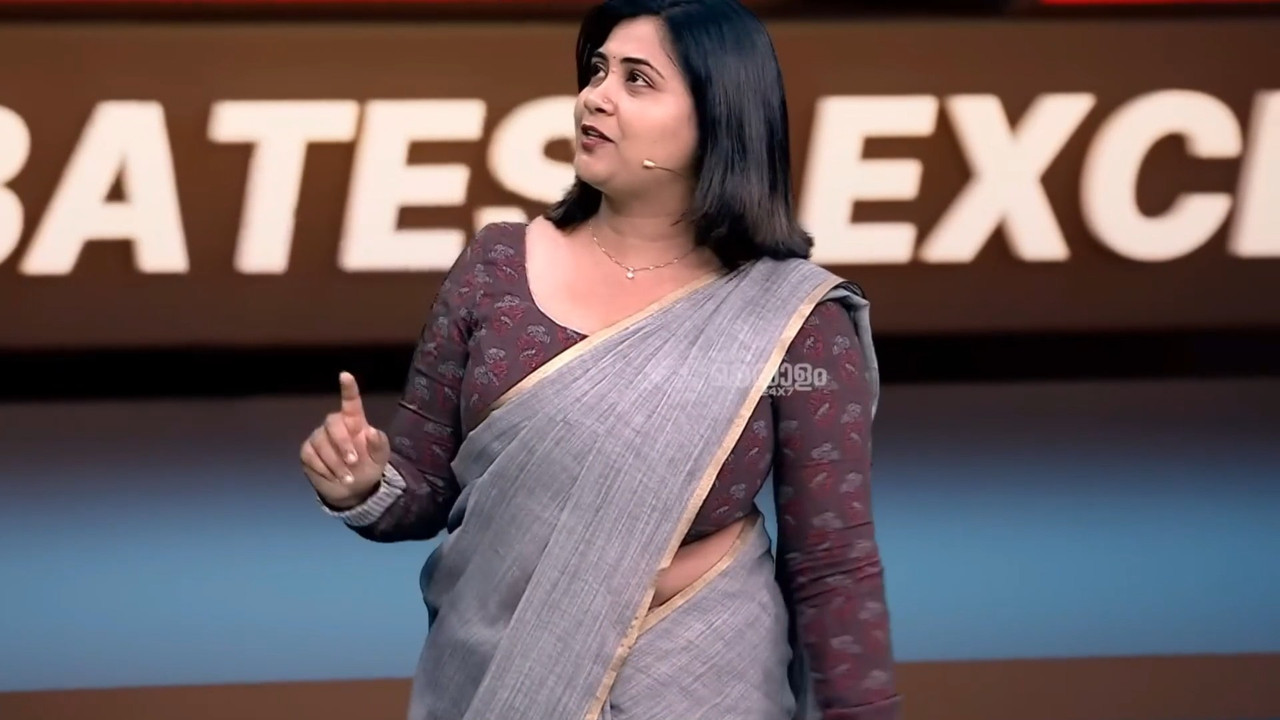 News Reader Sethu Lakshmi Sexy Huge Boobs in Saree and other Costumes mp4 snapshot 00 57 973