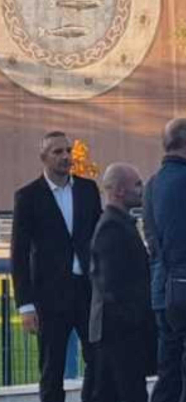 64B219C5-72EF-44DC-BAC8-C4F1D2DAC4E7