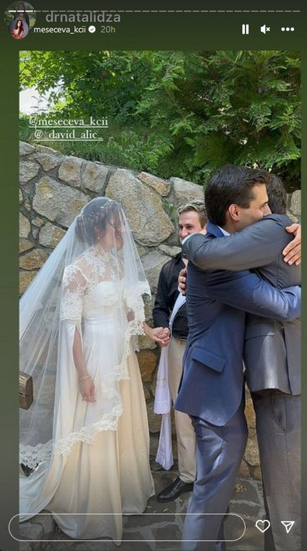 07CD6144-5D3D-43D6-9680-D6644E959BEE