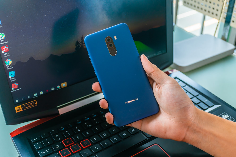 xiaomi-pocophone-f1-21