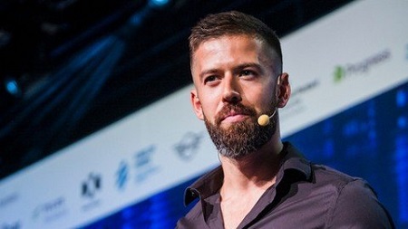 Proven Public Speaking System To Become A Fearless Presenter by Jimmy Naraine