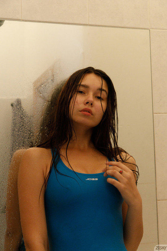 full_045_1212028068123330