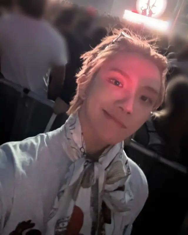 weverse_20250829184121_copy_1800x2250