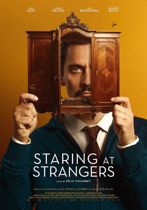 Przez dziurkę od klucza / Staring At Strangers / No mires a los ojos (2022) MULTi.1080p.HMAX.WEB-DL.x264-KiT / Lektor i Napisy PL