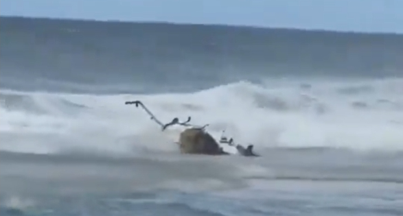 “Why I Don’t Do Those Air Tours”: Sightseeing Adventure Ends In Tragedy After Helicopter Crash, Netizens React