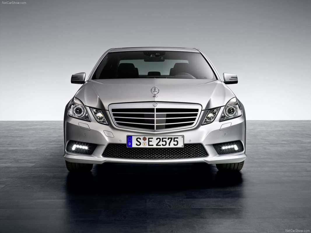 Mercedes-Benz-E-Class-2010-1280-7a