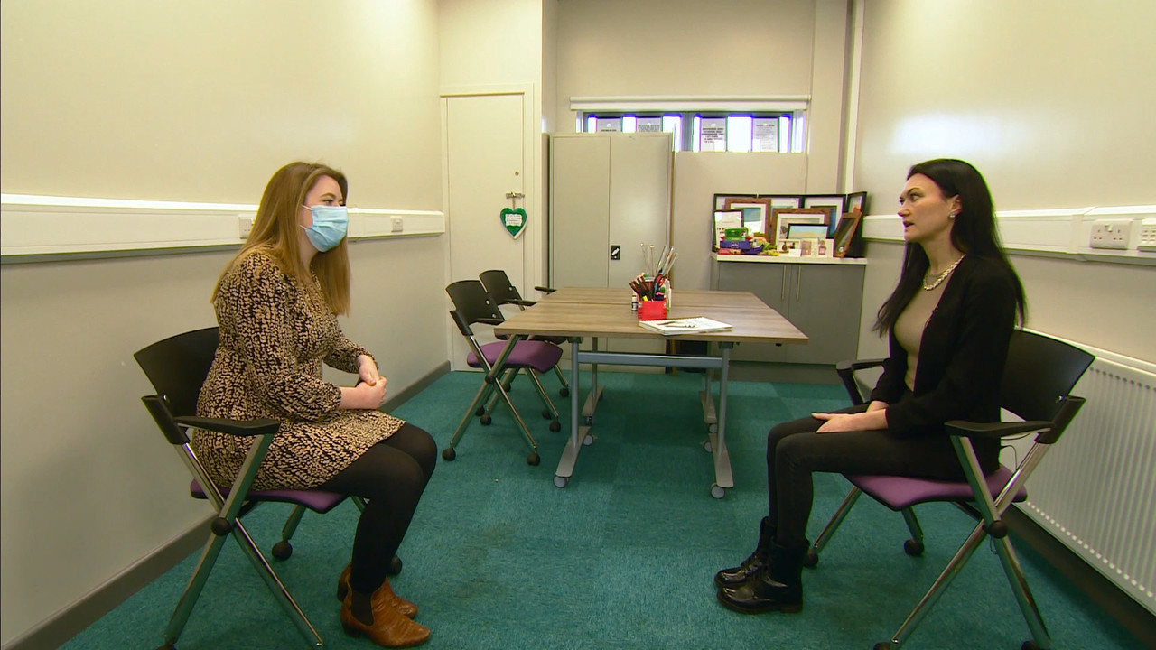 12.16 - 18.00.00 - ITV News London. The latest news in London and the....ts_snapshot_15.32.591