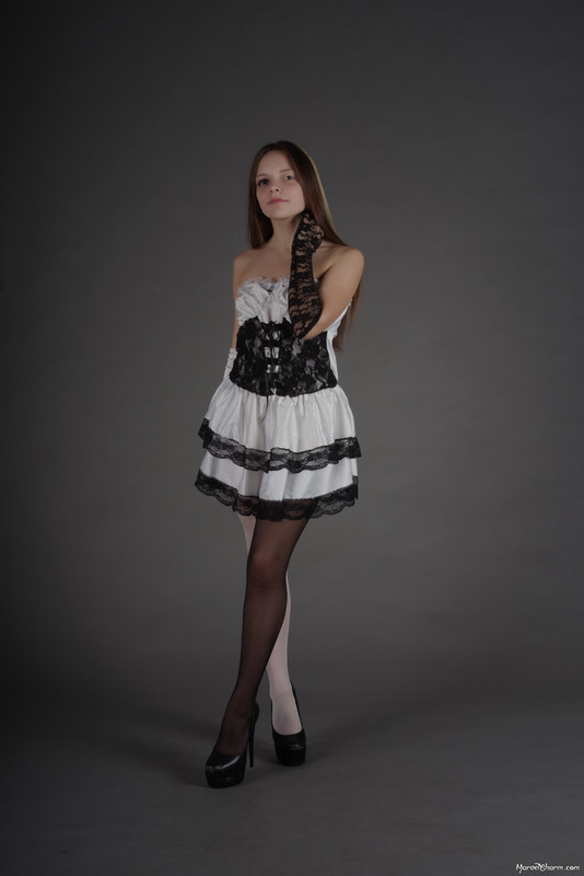 MarvelCharm_Nika-Light-Dark-126