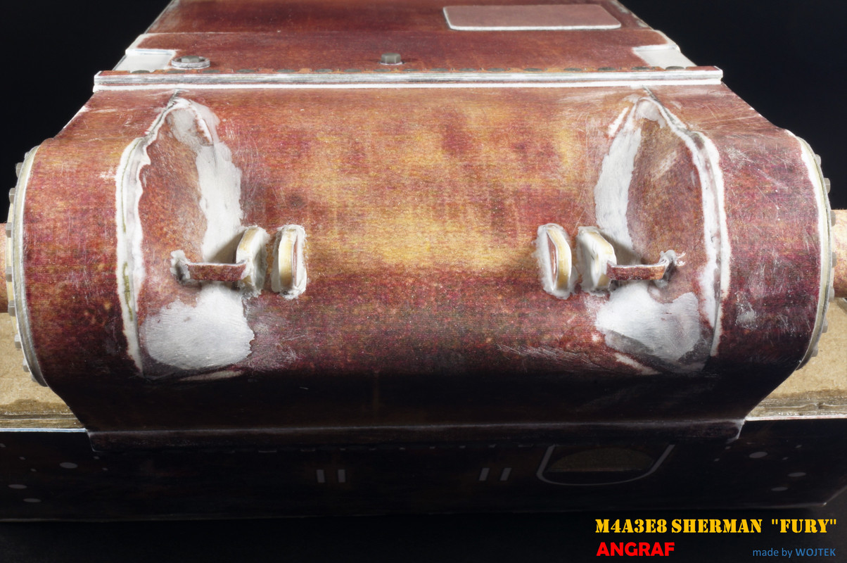 M4A3E8 SHERMAN  FURY 26