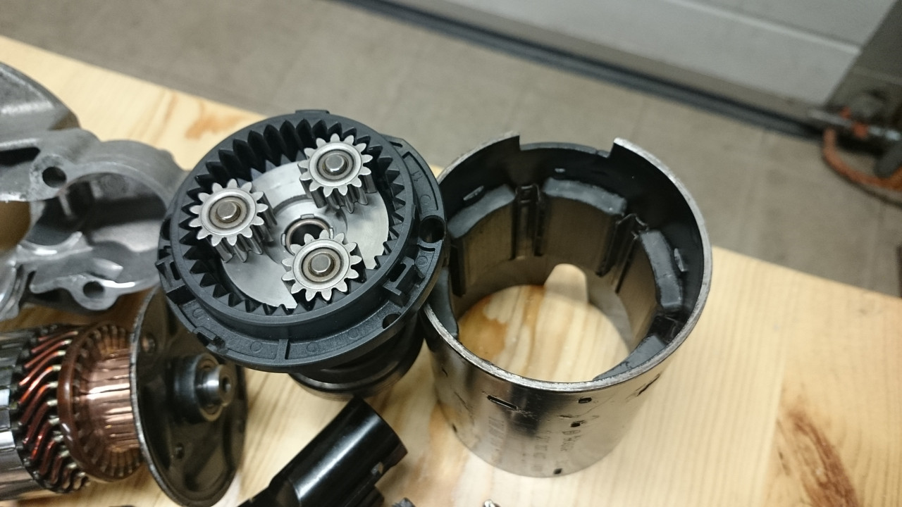 išvalytas, nauji angliukai